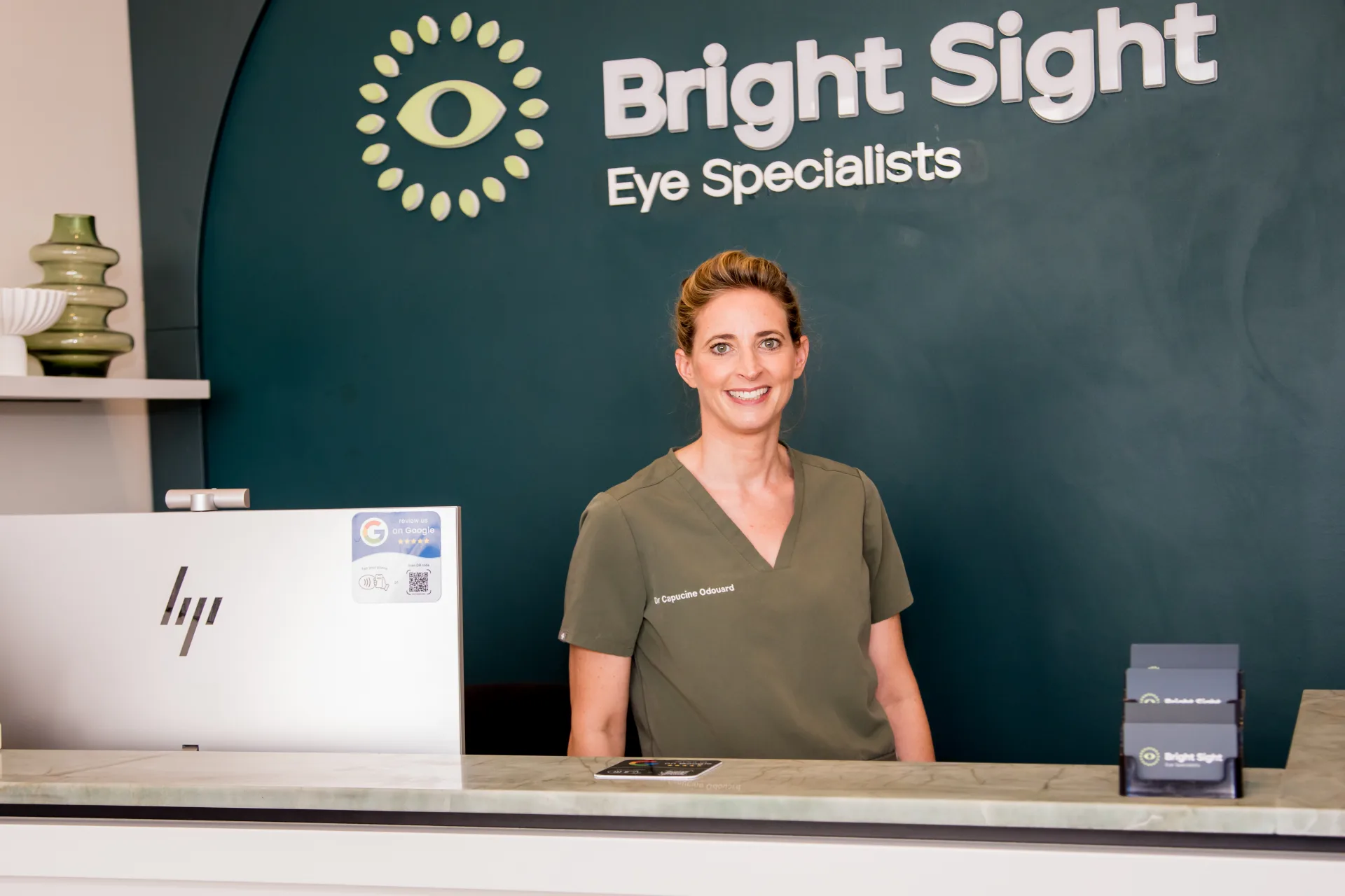 Advanced eye-care technology and consulting environment